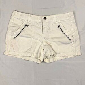 Hinge White Shorts